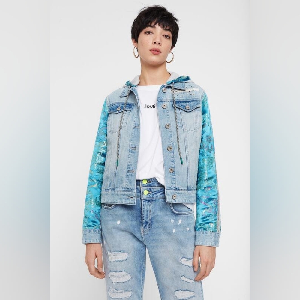 DESIGUAL Jean & Oriental Embroidery  Jacket 36 / XS LIKE NEW